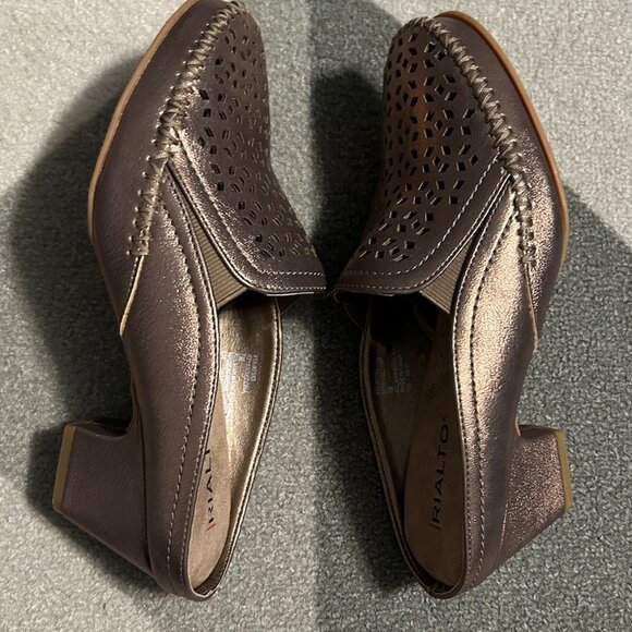 RIALTO Sedona Clogs/Mules Gold/Metallic Women's Size 7M - Picture 9 of 12